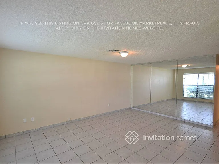 5131 SW 101st Ter — Photo 7