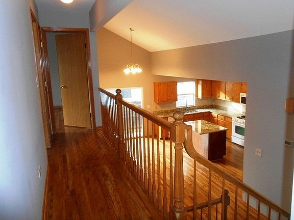 5th image of 4013 Brenton Dr