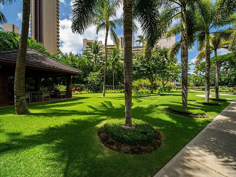 1551 Ala Wai Blvd #901 — Photo 28