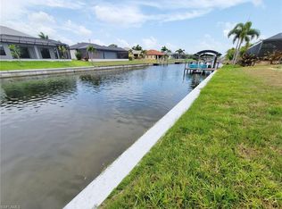 3911 SW 17th Pl, Cape Coral, FL 33914