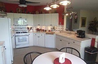 4th image of 2027 Westridge Blvd