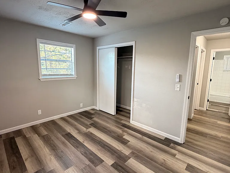501 W Spruce St #501 — Photo 5