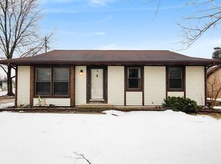 3440 Benjamin Ave NE, Grand Rapids, MI 49525