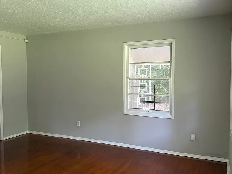 2745 Marydale Dr — Photo 11