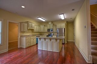2nd image of 221 Crown Cir