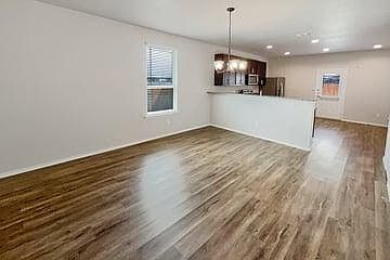 5th image of 168 Laurel Grace Ln