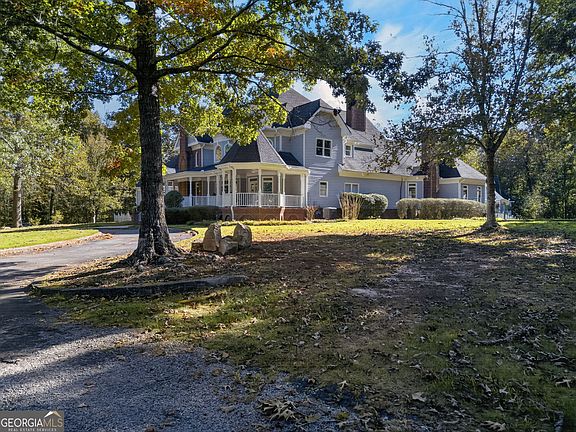 5th image of 1300 Indian Creek Rd