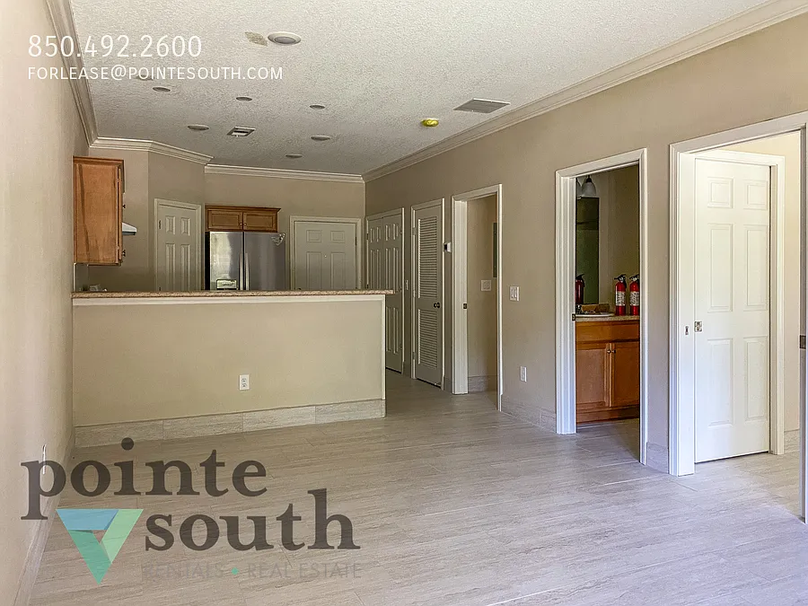 2BD/1BA Duplex — Photo 3