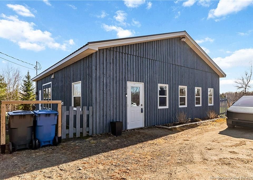 1st image of 749 Macdougall Rd