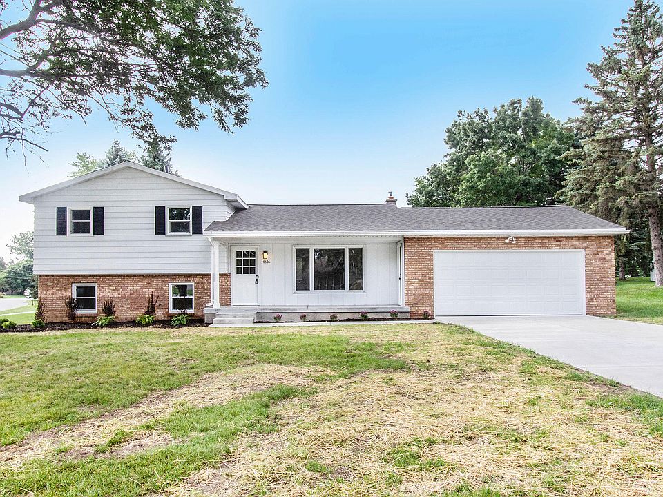1st image of 4616 Bluegrass Dr SE