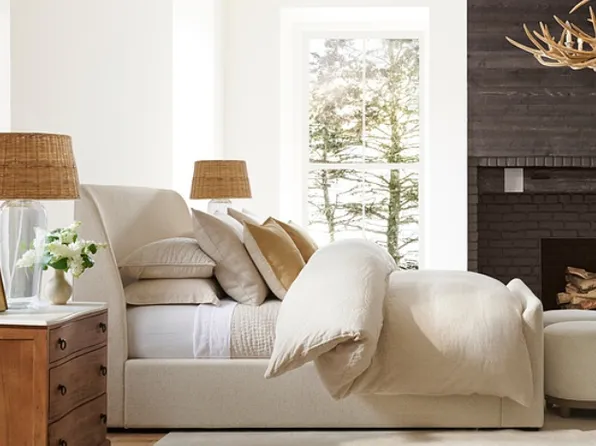 19010 E Alki Ave, Greenacres, WA