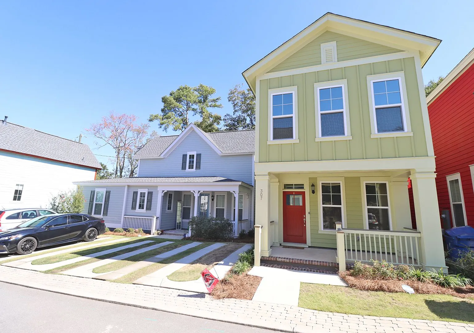 2 bedroom/2.5 bath home in West Columbia. — Photo 2