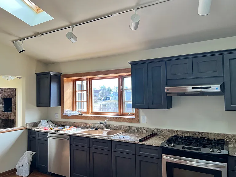 1858 Princeton Cir — Photo 26