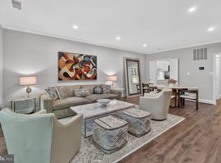 3271 Sutton Pl NW APT D, Washington, DC 20016