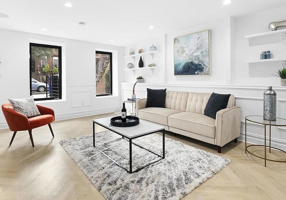 1st image of 229A Vernon Ave