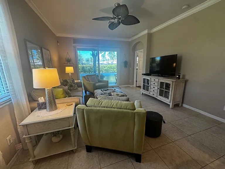 7850 Lake Sawgrass Loop #4111 — Photo 8