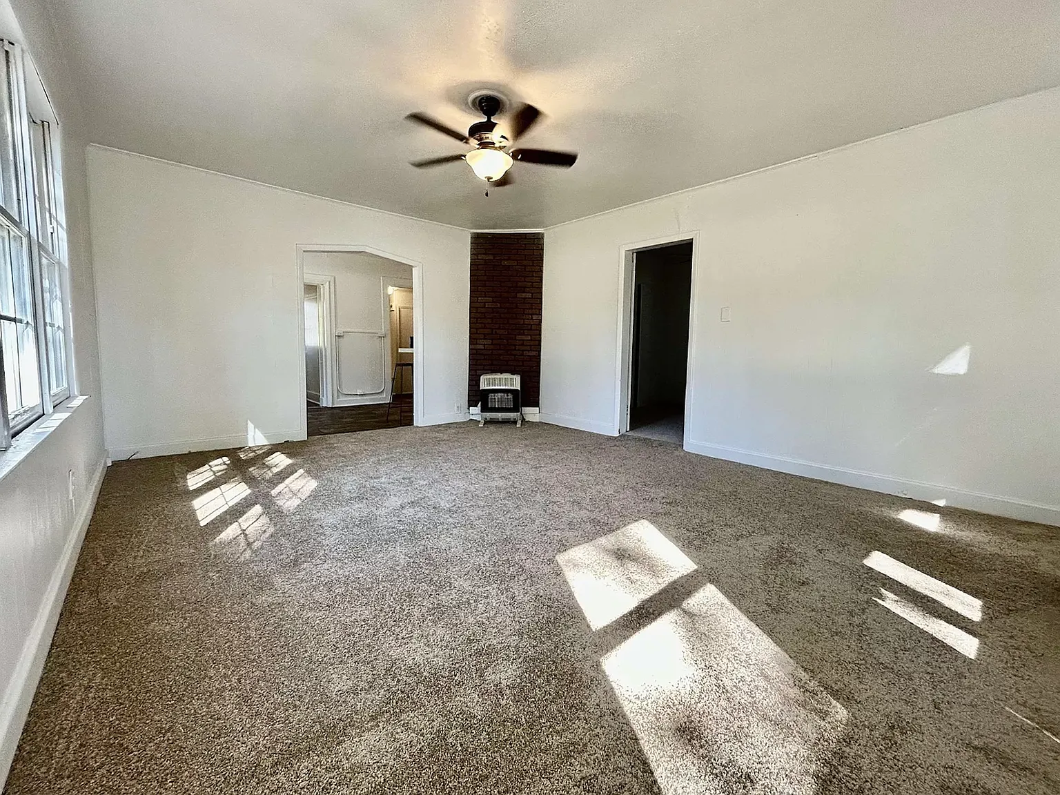 3195 Deep River Road — Photo 1