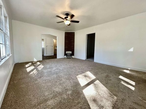 3195 Deep River Rd