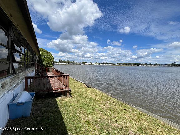 3rd image of 300 Bottlebrush Ct