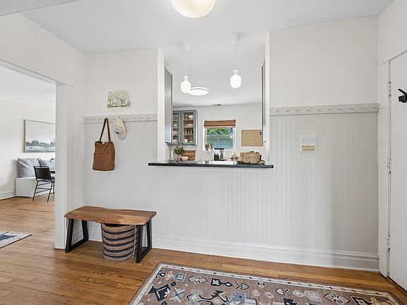 5th image of 619 Washington Blvd APT 2E