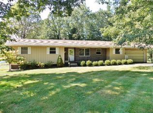 260 1st St, Shady Spring, WV 25918