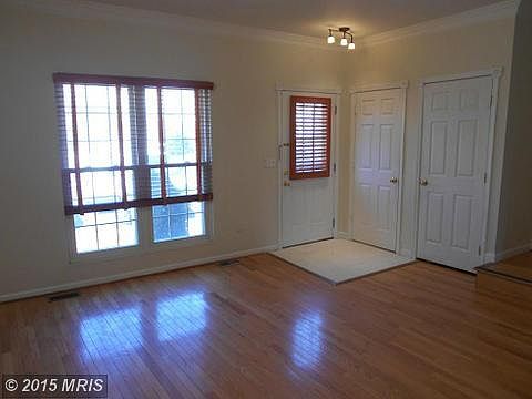 2nd image of 3029 McMaster Ct