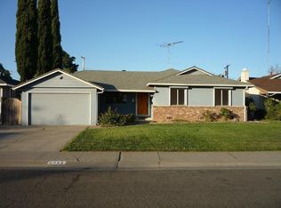 6913 Southampton Way, Sacramento, CA 95823