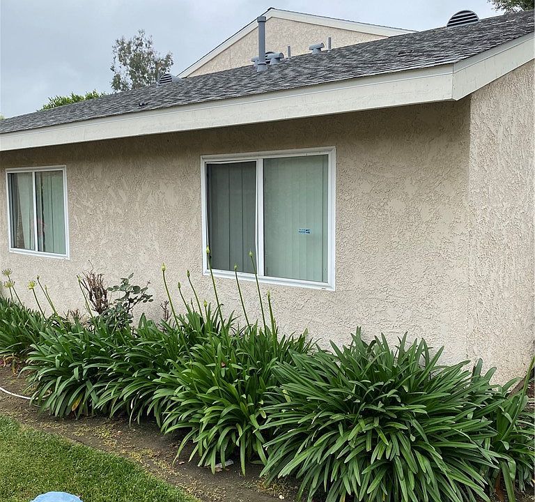 1st image of 1338 N Elderberry Ave