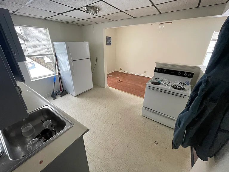 72 Military St #5 — Photo 3