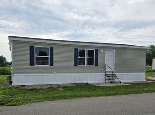 300 Spelter Ave #15, Danville, IL 61832