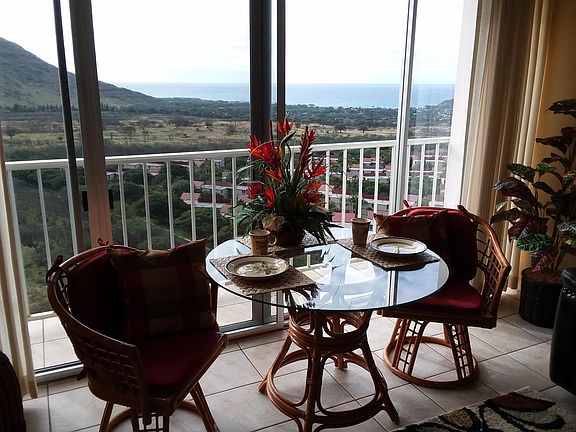 Dining area overlooking the valley and ocean.