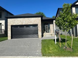 7966 Fallon Dr #18, Lucan Biddulph, ON N0M1V0