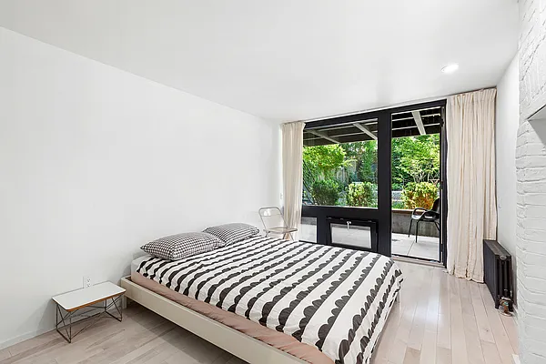 Rented by Corcoran | media 10