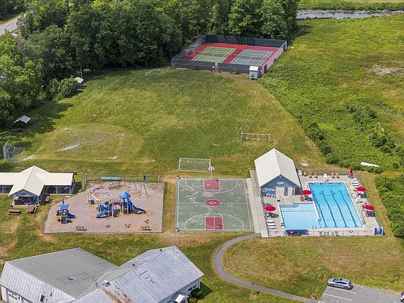 4th image of 1005 Poplar Stream Road