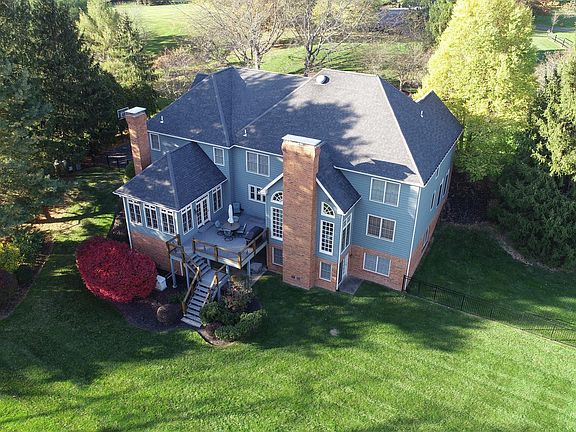 5th image of 107 Whisper Wood Ct