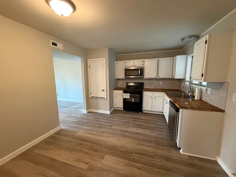 103 Briarfield Cv — Photo 5