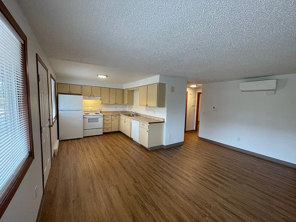 Hartson 8-Plex