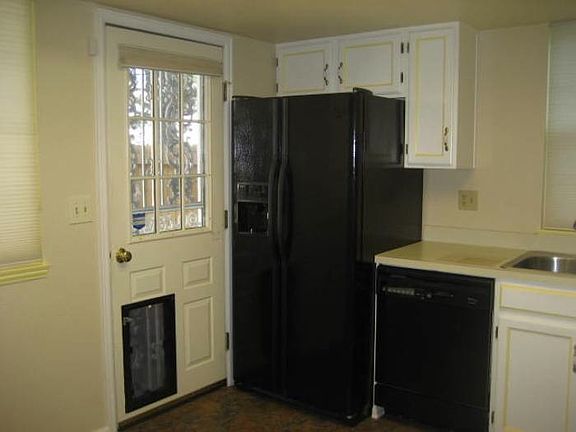 Kitchen (2)