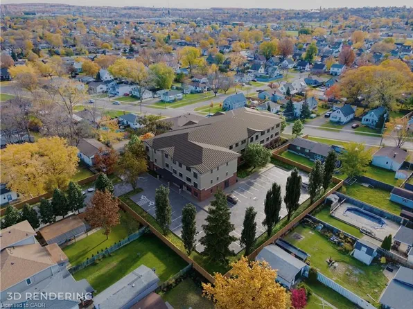 33 Rockwood Ave, Saint Catharines, ON L2P 1E6