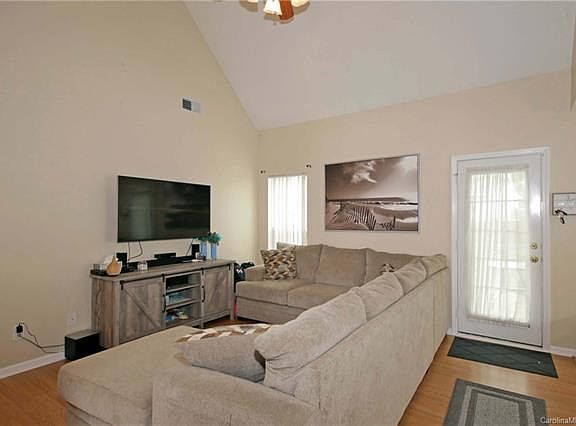 3rd image of 4953 Hathwyck Ct NW