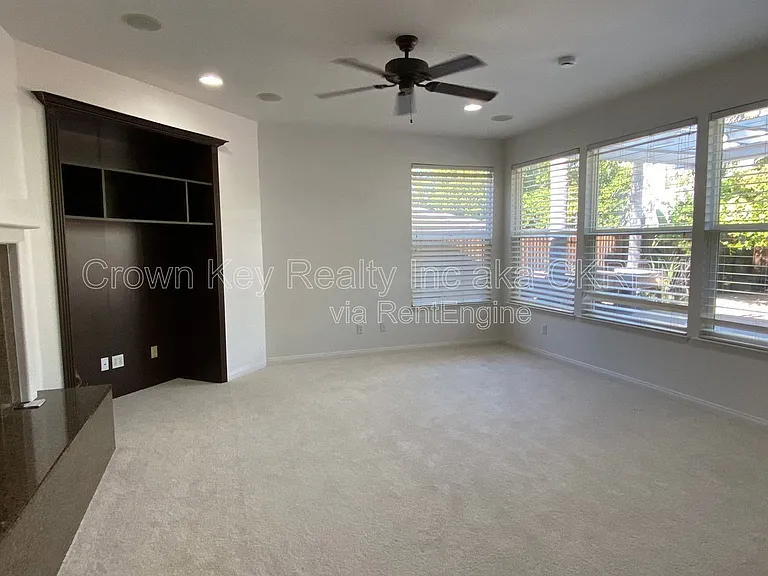 1030 Eastlake Cir — Photo 7