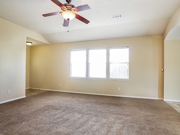 4th image of 1807 Oxford Green Ct