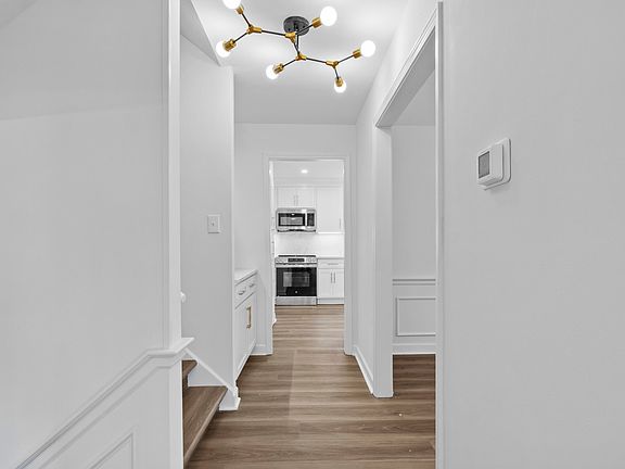 4th image of 2117 Paige Ct