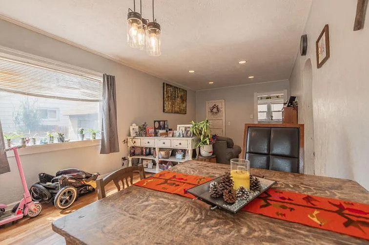 2 bed, $1,395 — Photo 2