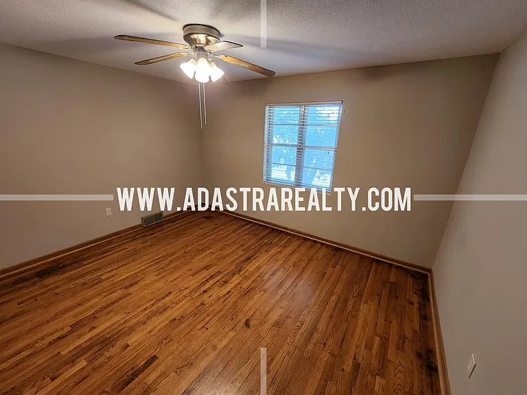 212 Brookside Dr — Photo 30