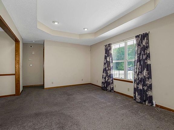 5th image of 1406 N McCoy St