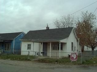 379 Walnut St, Circleville, OH 43113