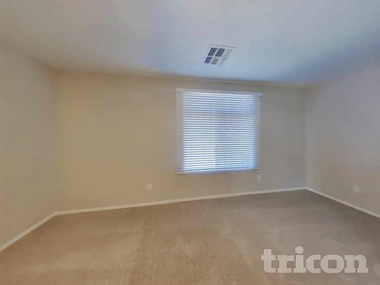 43314 W Cowpath Rd — Photo 6
