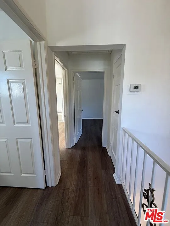 2 bed, 2.0 bath, 1100 sqft, $3,200 — Photo 4