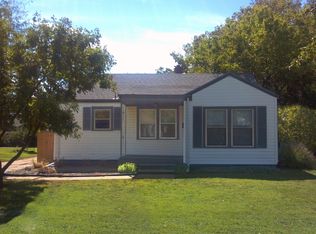 520 E Claflin Ave, Salina, KS 67401
